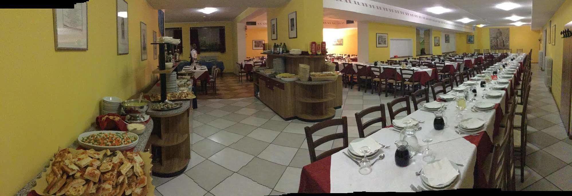 Casa Alpina Sant'Apollinare Hotel Falcade Ngoại thất bức ảnh