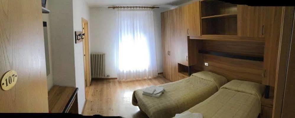 Casa Alpina Sant'Apollinare Hotel Falcade Ngoại thất bức ảnh